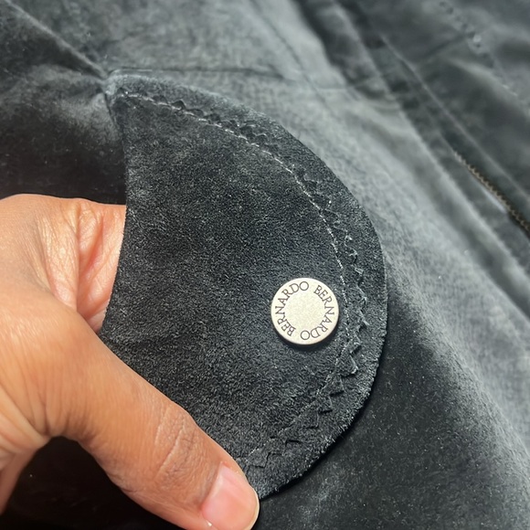 Women’s Black Suede Bernardo Jacket. Size Small - Picture 4 of 8